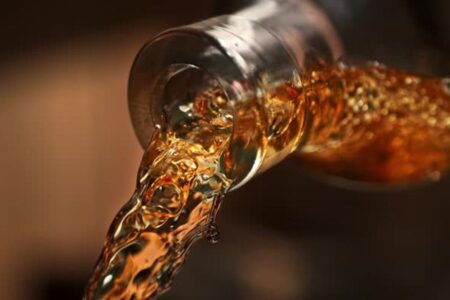 Mulher com suspeita de contaminação por metanol mora em Pilar de Goiás