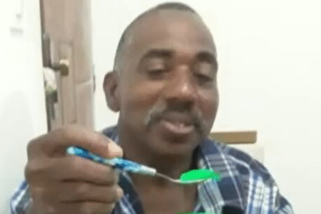 Feirante de 63 anos é morto por dois pit bulls a caminho do trabalho no RJ Paulo Roberto de Carvalho lacerações no rosto e nos braços