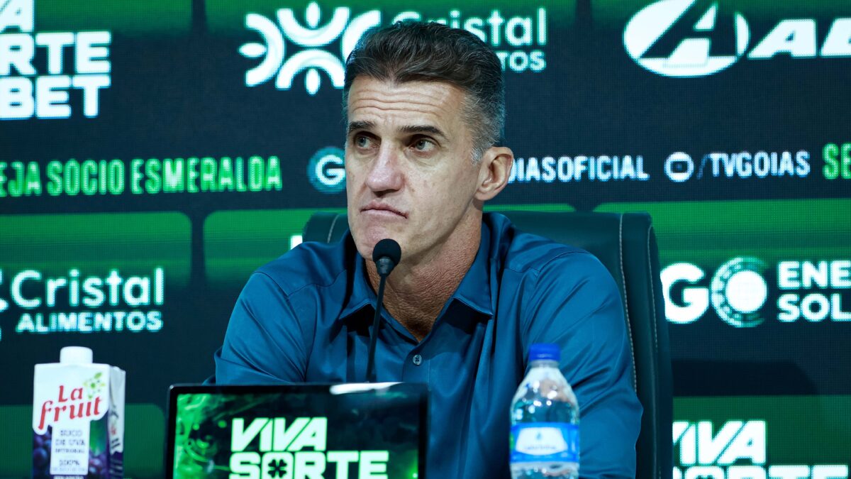 Vagner Mancini, técnico do Goiás
