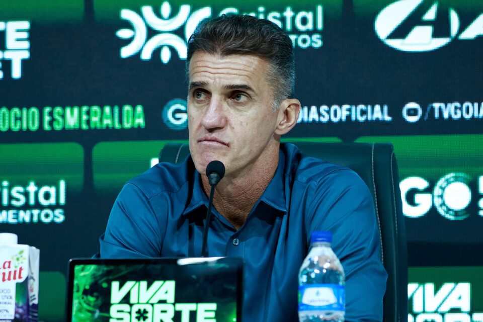 Vagner Mancini, técnico do Goiás