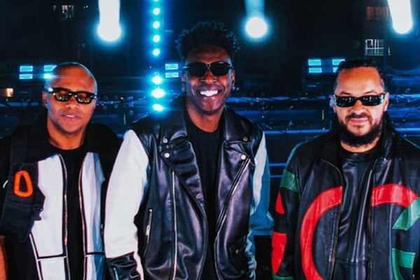 Pixote, Turma do Pagode e Benzadeus agitam Goiânia com Festa Mixturadin no domingo