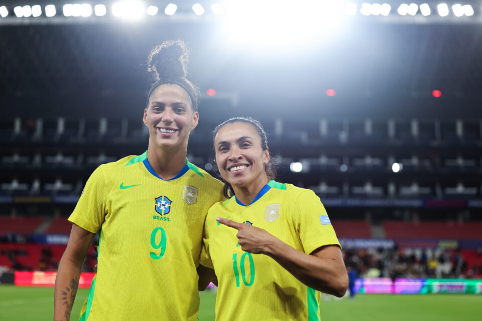 Amanda Gutierres e Marta