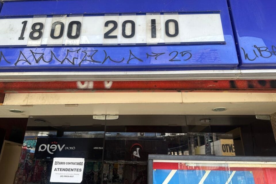 cine-ritz-vandalismo