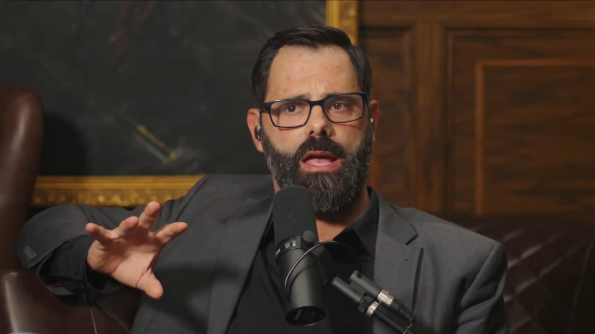 Pastor revolta web ao pedir que fiéis conversem com os filhos sobre pessoas negras: "O perigo é maior" Texano Joel Webbon se pronunciou