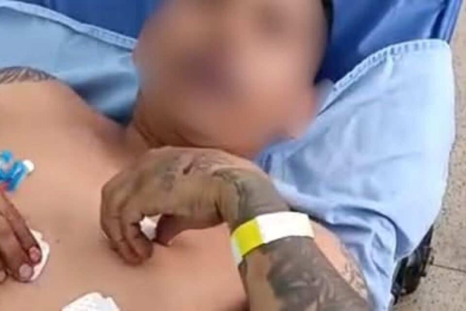 Imagem do homem no hospital