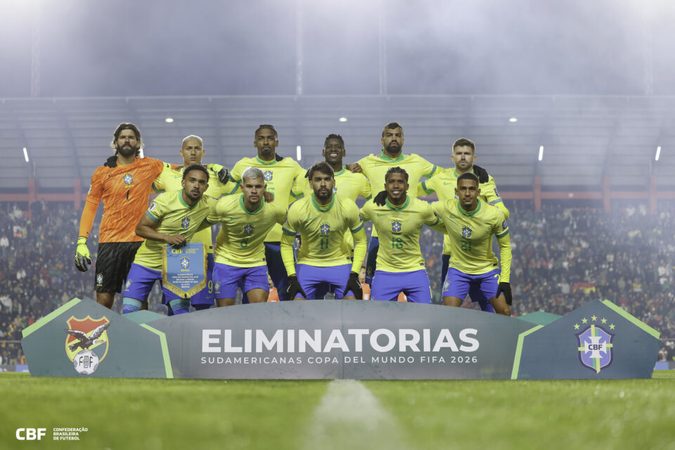 Seleção Brasileira na partida contra a Bolívia