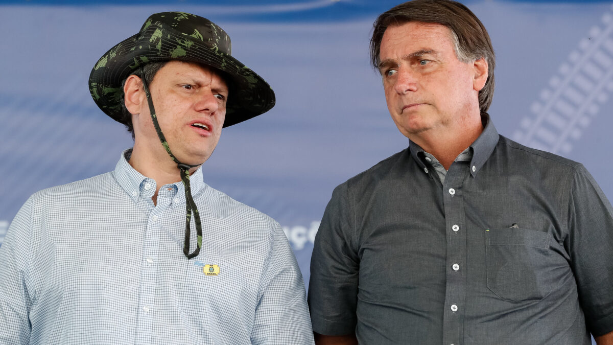 Tarcísio articula anistia a Bolsonaro em meio a julgamento no STF A ideia discutida é livrar o ex-presidente de uma possível prisão