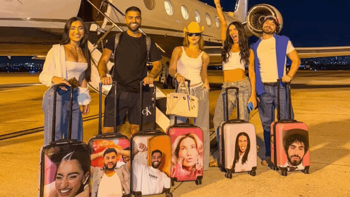 Solteira, Virginia Fonseca embarca para viagem pela Europa com amigos