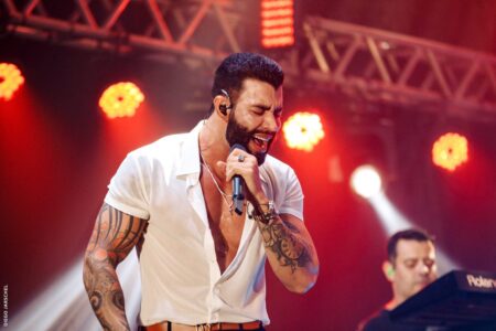 "Seja grato pelo que você tem", escreveu sertanejo