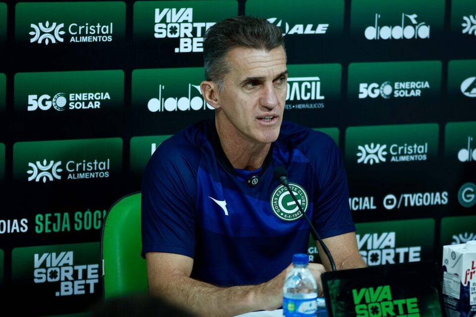 Mancini vê ansiedade do elenco como uma das causas do baixo desempenho da equipe no primeiro tempo