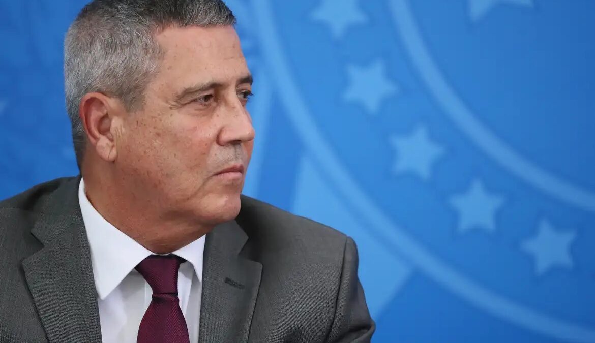 STF forma maioria para condenar Braga Netto por abolição do Estado de Direito Luiz Fux votou para absolver o ex-presidente Jair Bolsonaro