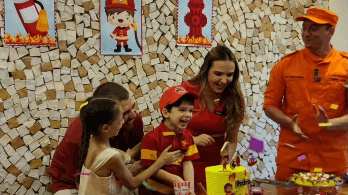 Pedro durante comemoração de seu aniversário (Foto: Reprodução)