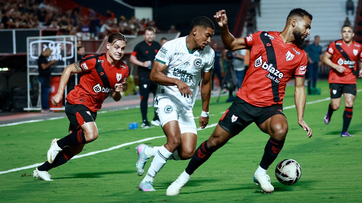 Goiás leva vantagem no histórico de clássicos contra o Atlético-GO