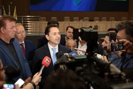 Leandro diz que empréstimo milionário do Brics para Aparecida só depende do aval de Dilma