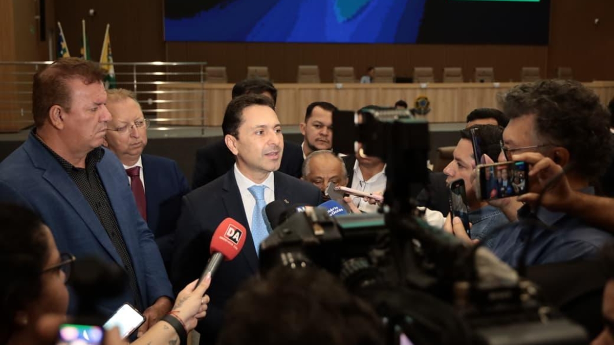 Leandro diz que empréstimo milionário do Brics para Aparecida só depende do aval de Dilma