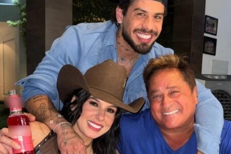 Ana Castela posa com Leonardo em meio a rumores de romance com Zé Felipe