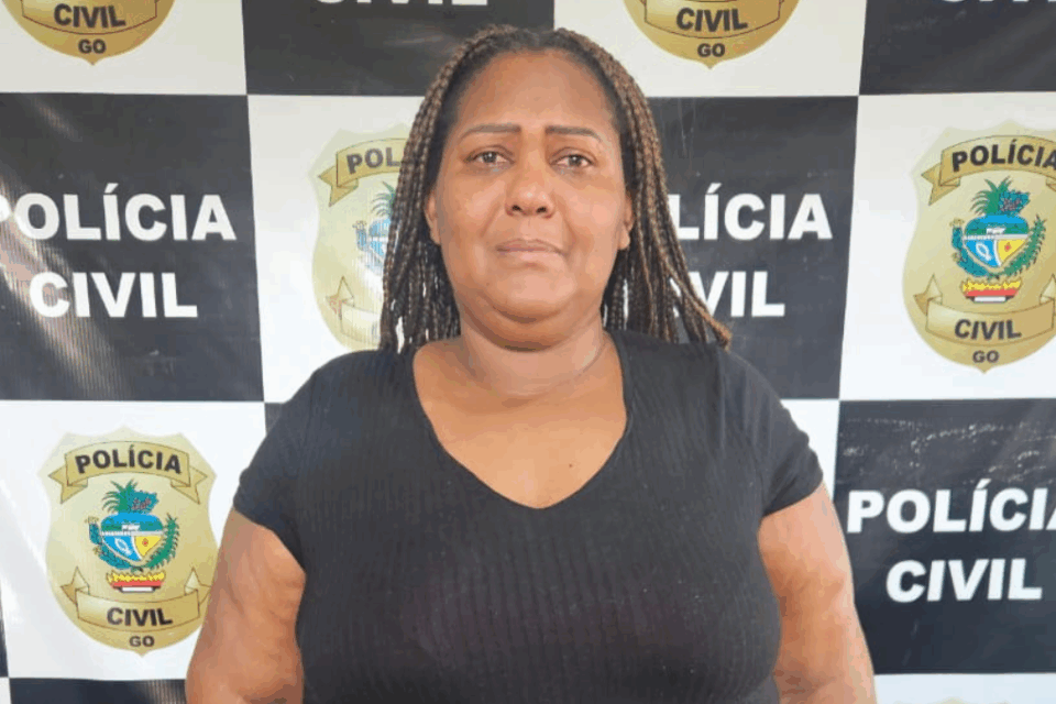 Mulher é presa suspeita de usar fotos falsas em aplicativo de relacionamento e causar prejuízo de R$ 50 mil