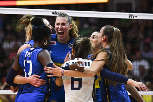 Itália supera Turquia no tie break e conquista o bicampeonato mundial de vôlei