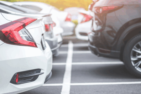 Imagem de carros estacionados