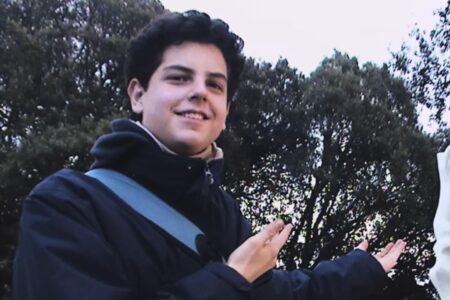 Carlo Acutis: o primeiro santo millennial será canonizado no domingo Igreja Católica online o levou a ser chamado de "influenciador de Deus"