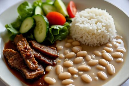 Os alimentos que podem aumentar as cólicas e inchaços na barriga Confira as comidas que podem causar desconforto estomacal