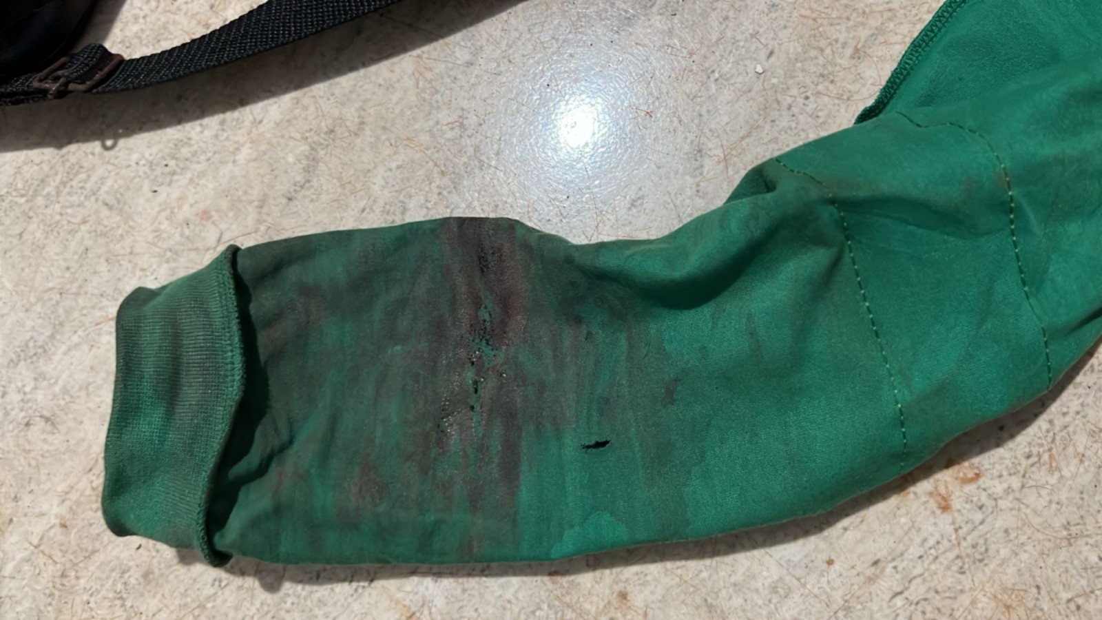 Imagem da manga da blusa