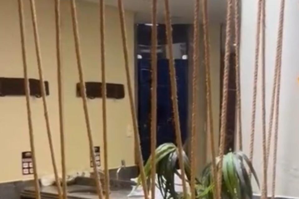 Imagem interna do motel