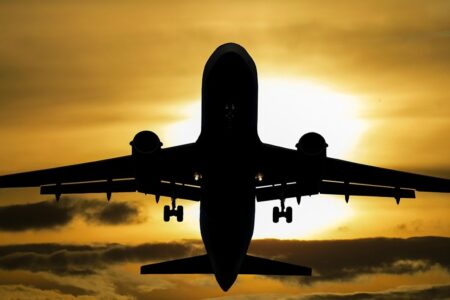 Gol e Azul deverão informar o Cade sobre acordo de compartilhamento de rota, decide o órgão