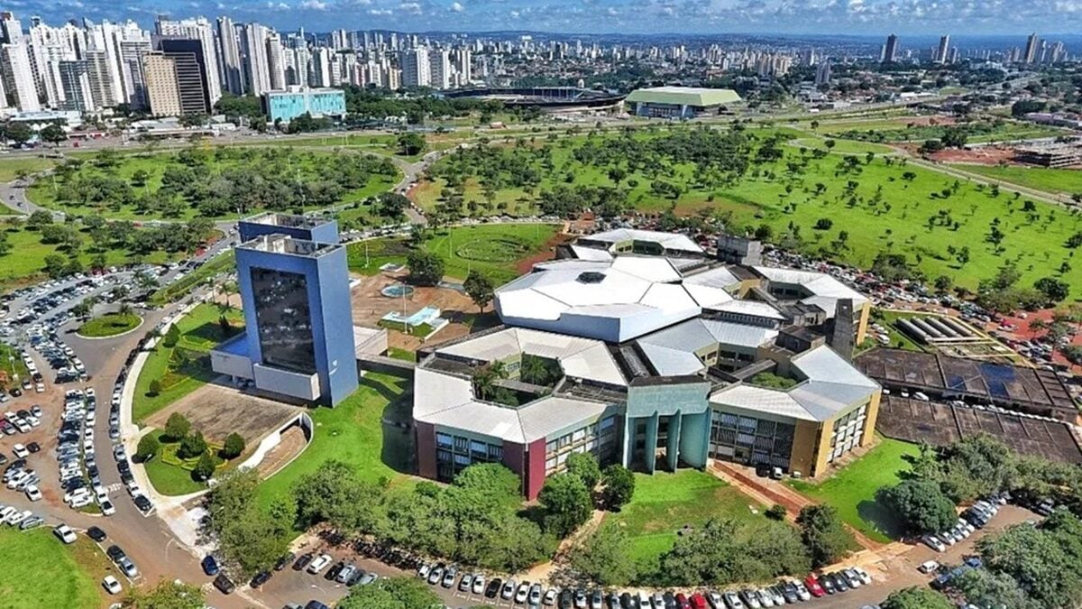 Contrato na saúde em apuração pelo TCM não será emergencial, diz prefeitura de Goiânia