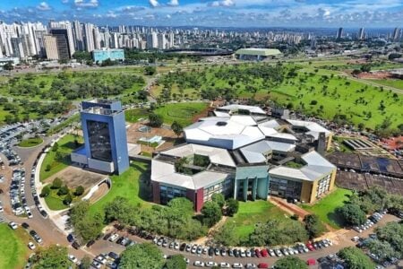 Contrato na saúde em apuração pelo TCM não será emergencial, diz prefeitura de Goiânia