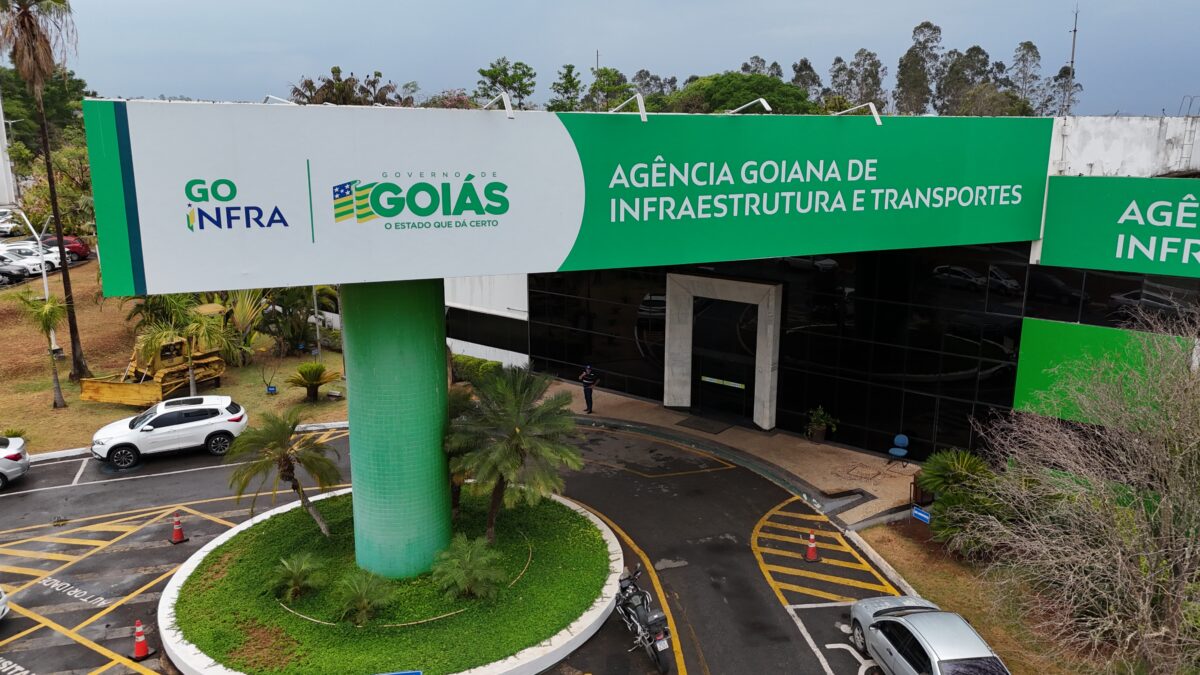 Fachada da Goinfra, imagem feita por drone