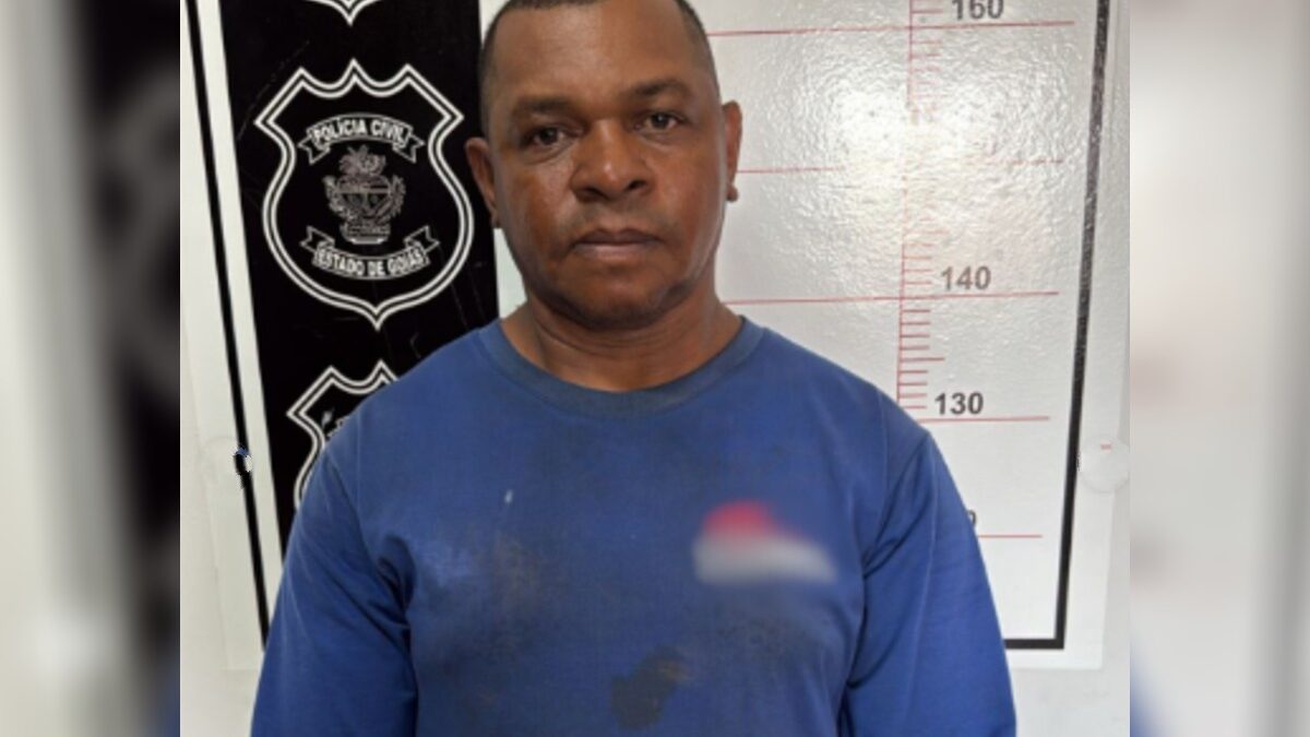 Homem é preso por gravar vídeo pornográfico com criança de 10 anos, em Aparecida