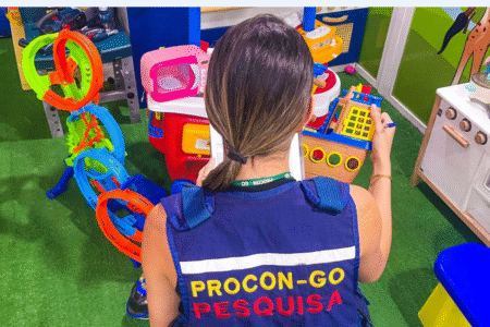 Dia das Crianças: brinquedo que custa R$ 55 em uma loja vale R$ 201 em outra de Goiânia (Foto: Divulgação)