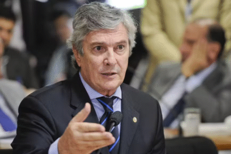 Moraes manda defesa de Collor esclarecer tornozeleira desligada e ameaça prisão (Foto: Agência Senado)