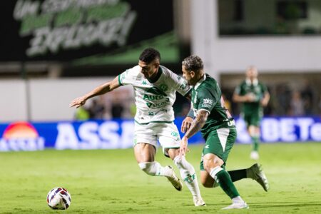 Goiás perde para Chapecoense por 3 a 1 e termina rodada fora do G-4