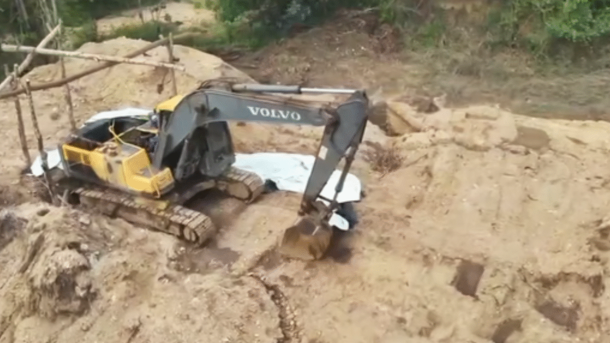 Imagem aérea do local onde ocorria o garimpo ilegal