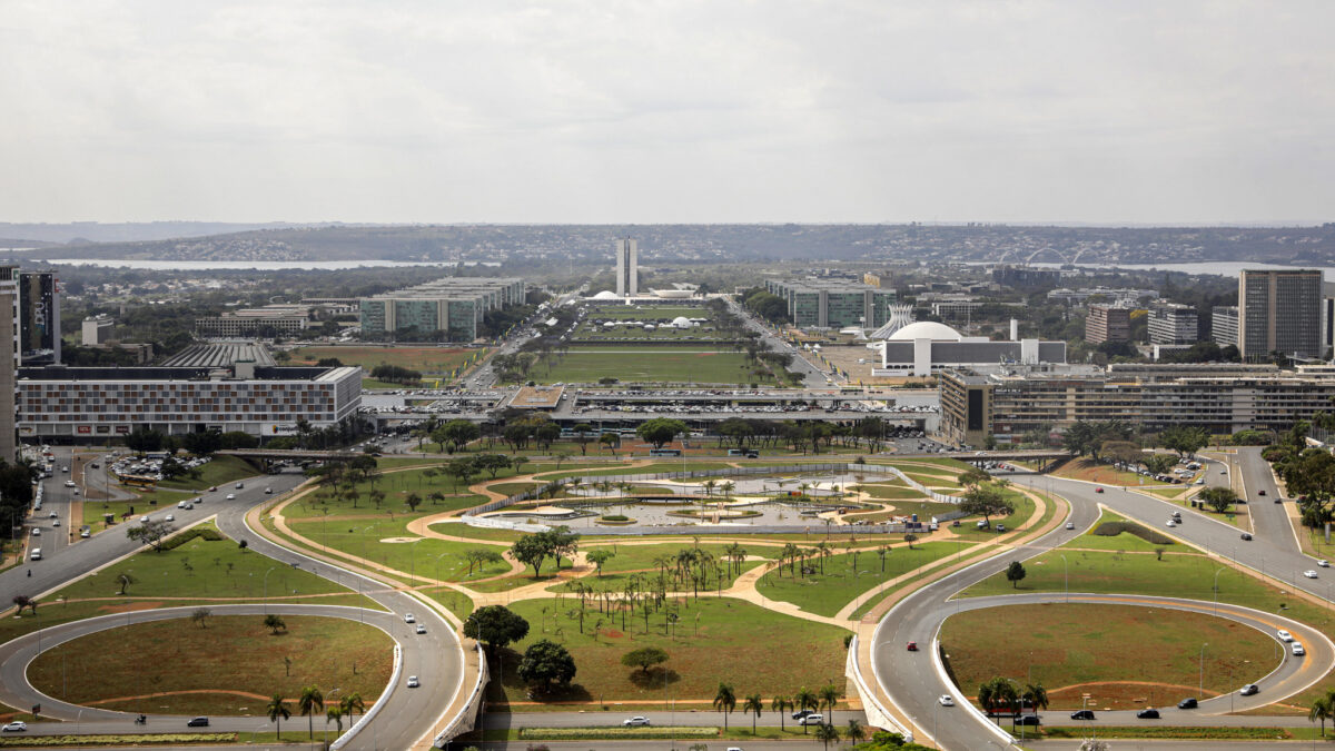 Governador do DF sanciona lei que cria Dia da Memória das Vítimas do Comunismo Data será celebrada em 4 de junho; entenda