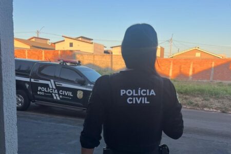 PC cumpre mandados contra 10 suspeitos de participação na execução de dono de bar em Goiânia