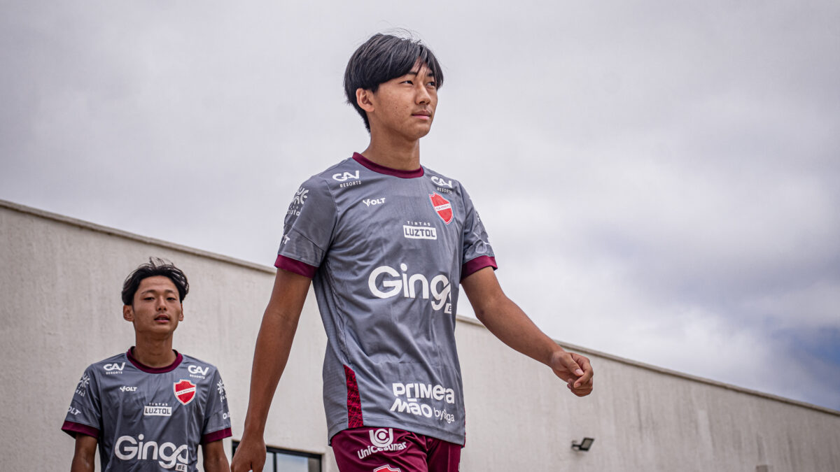 Japoneses em intercâmbio no Vila Nova