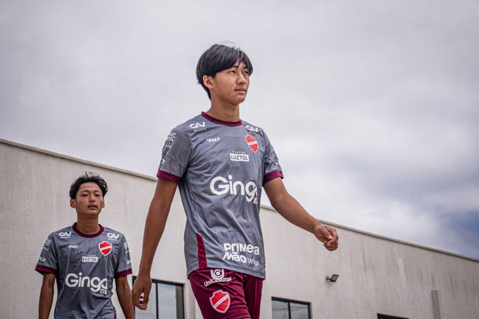 Japoneses em intercâmbio no Vila Nova