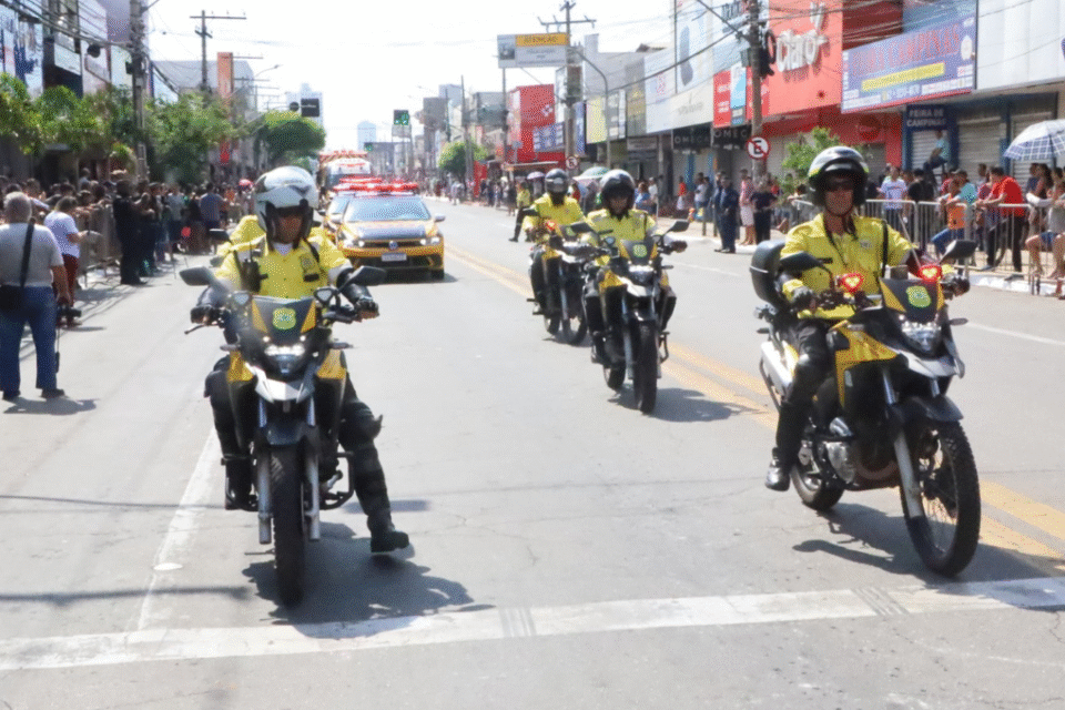 Desfile cívico-militar altera trânsito na Avenida 24 de Outubro para comemoração dos 92 anos de Goiânia