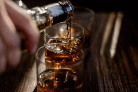 estado de São Paulo confirma 10ª morte em decorrência de intoxicação por metanol Estado soma 49 casos ao todo