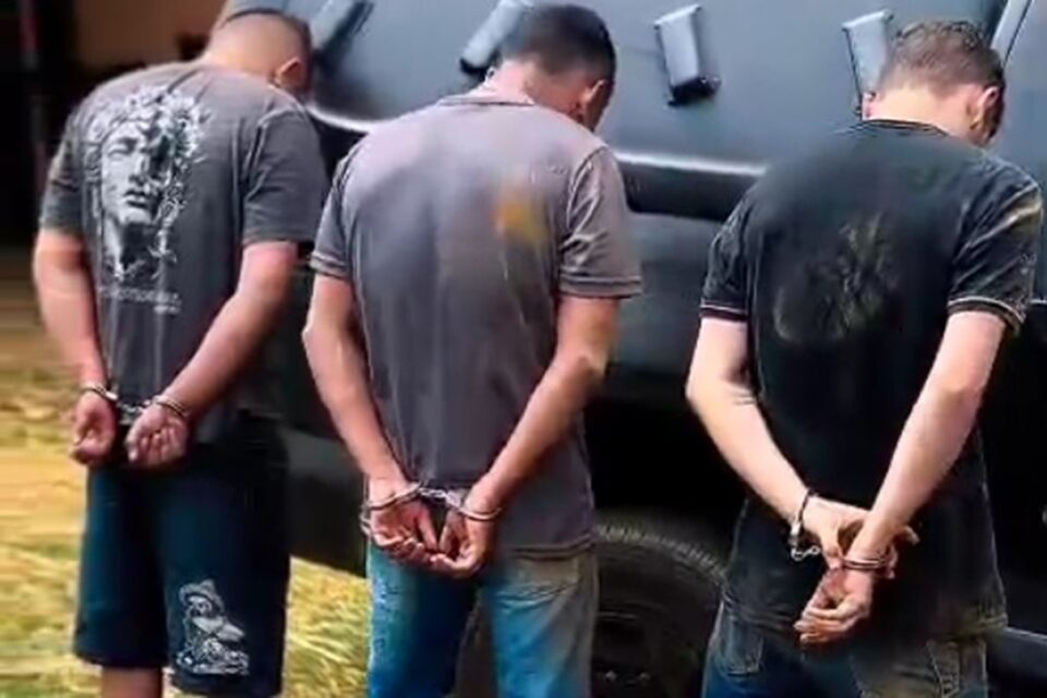 Trio é preso em Caldas Novas após executar rival a tiros em Morrinhos Arma de fogo usada no crime foi apreendida