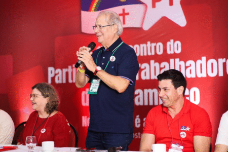 Dirceu diz que Bolsonaro não tem condição de ficar na cadeia e defende prisão domiciliar (Foto: Instagram)