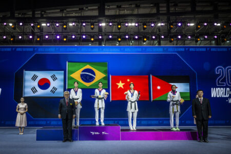 Maria Clara Pacheco, medalha de ouro no Mundial de Taekwondo