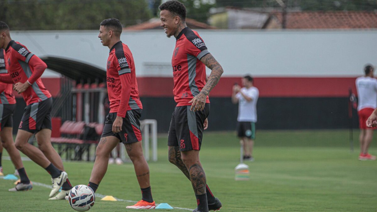 Jogadores do Atlético Goianiense em treino no CT. Foto: Bruno Corsino - ACG