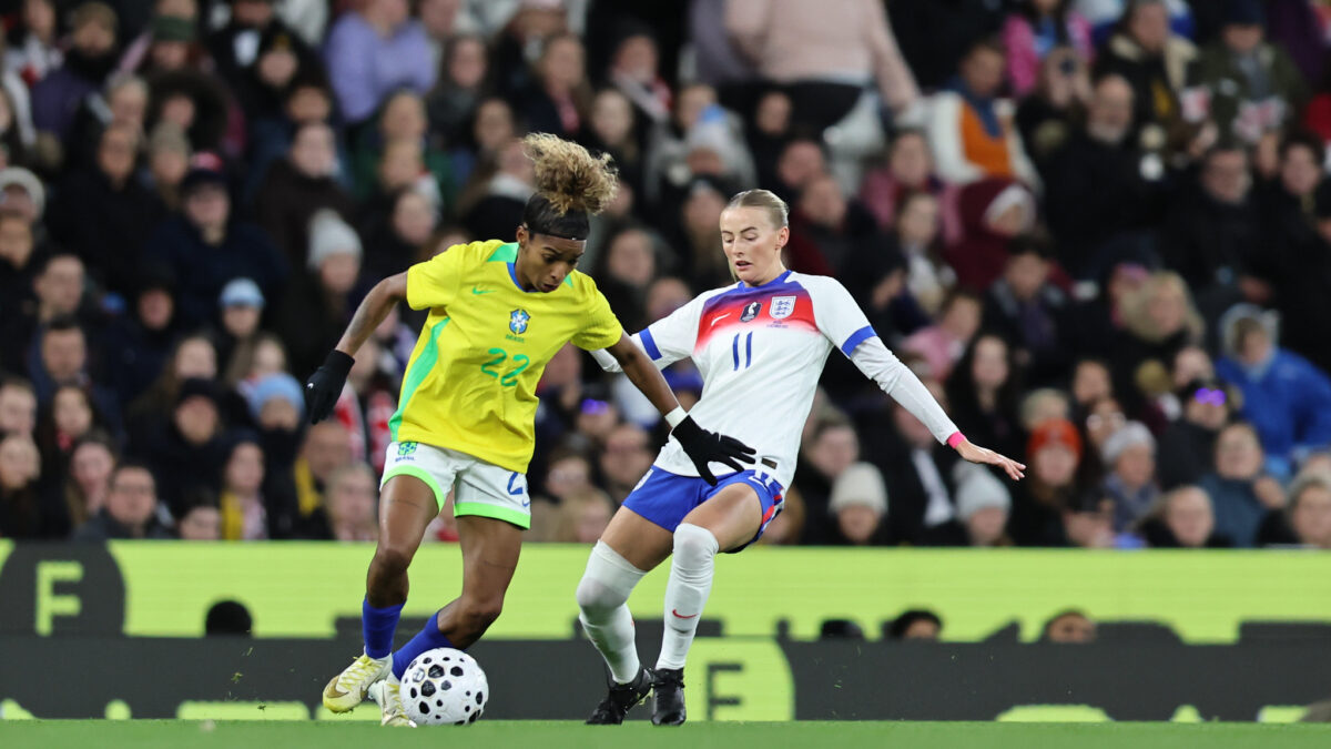 Jogo entre Brasil e Inglaterra. Foto: Lívia Villas Boas / CBF
