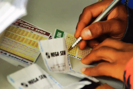 Mega-Sena: apostas de Anápolis, Bela Vista e Rio Verde ganham R$ 27,7 mil cada (Foto: Agência Brasil)