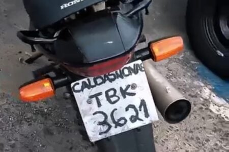 Homem é preso em flagrante com placa de moto adulterada em Caldas Novas