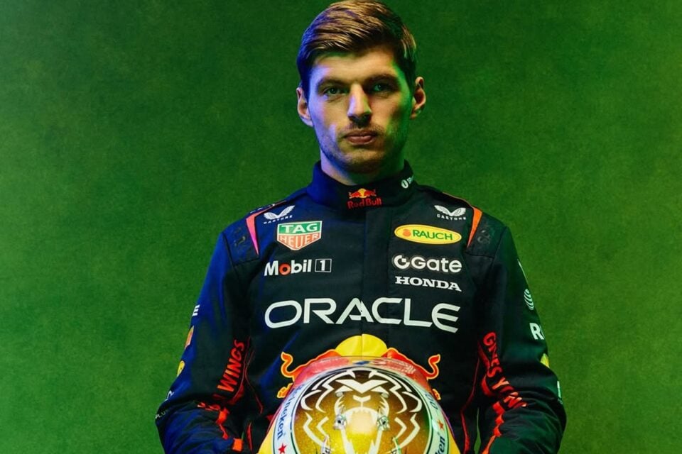 Max Verstappen com novo capacete
